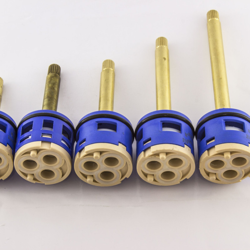 Картридж в змішувач душової кабіни на три ( 3 ) положення діаметром 33 мм довжиною штока 85 мм ( К-33/3/85 )