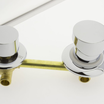 Змішувач для душової кабіни ( Г-3\14 ) на три положення під різьблення 14 см по центрам.