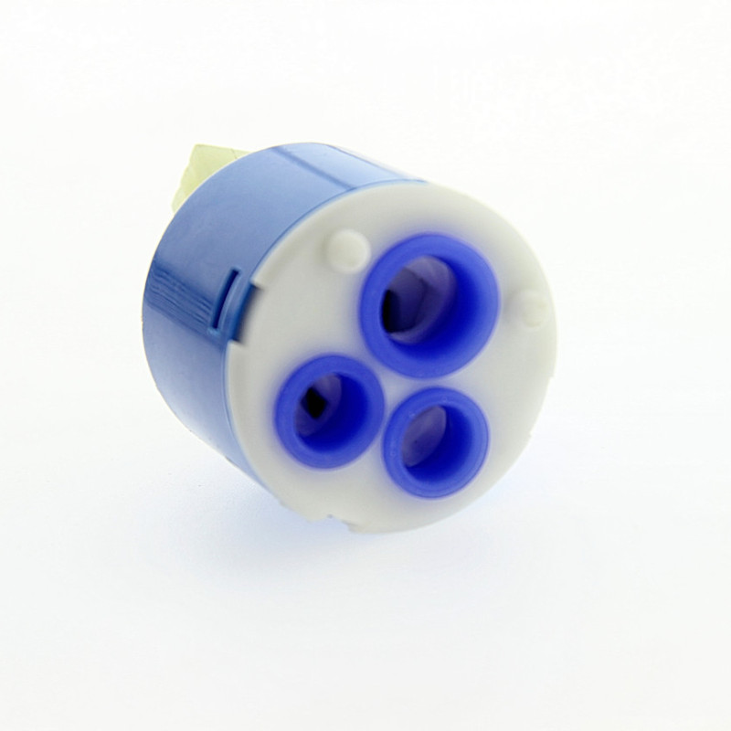 Картридж джойстик для змішування холодної та гарячої води діаметром 40 мм.