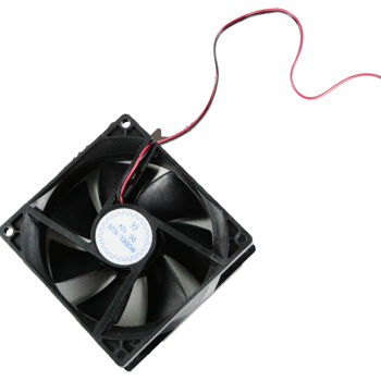 Кулер, витяжка, вентилятор у душову кабінку