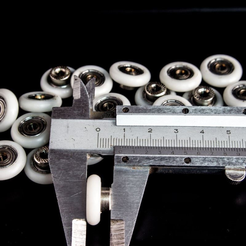 Коліщата для душової кабіни ( А-44 1 ) діаметром 18 мм з різьбою на втулці підшипника