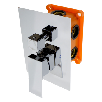 Змішувач вбудований в стіну ( прихованого монтажу ) Ф-03 трьох позиційний, квадратної форми