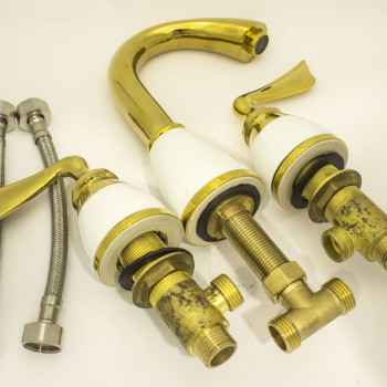 Кран врізний у ванну або умивальник, змішувач для гідромасажної ванни, (NX-045) Золото