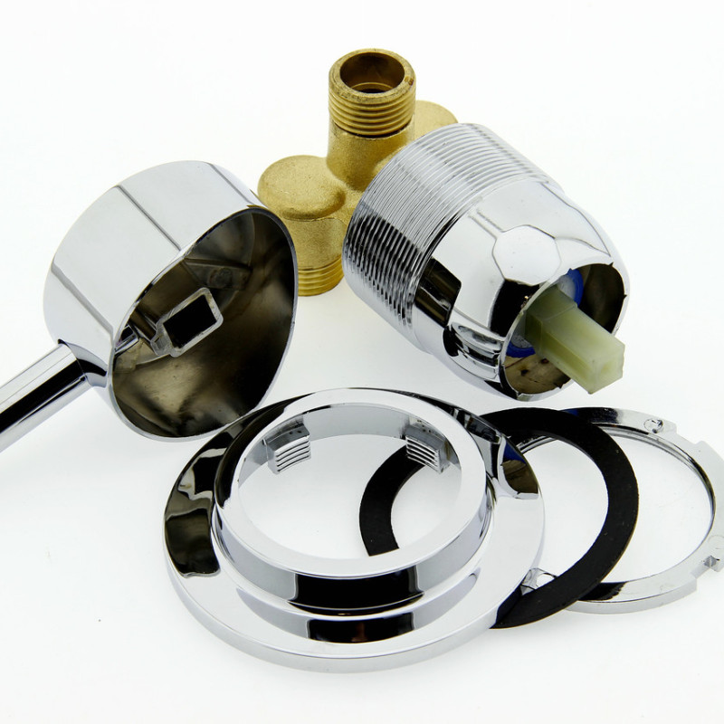 Змішувач для гідромасажної ванни прихованого монтажу (ДЖ 6101) вбудовується в виріб