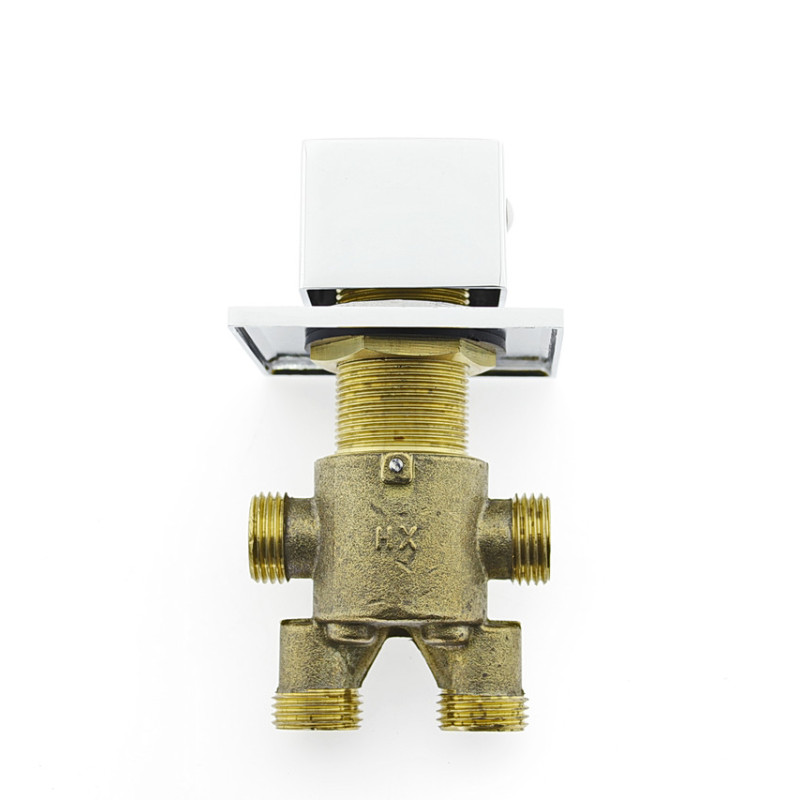 Змішувач на борт ванни, врізні з квадратними ручками (ДЖ6703)