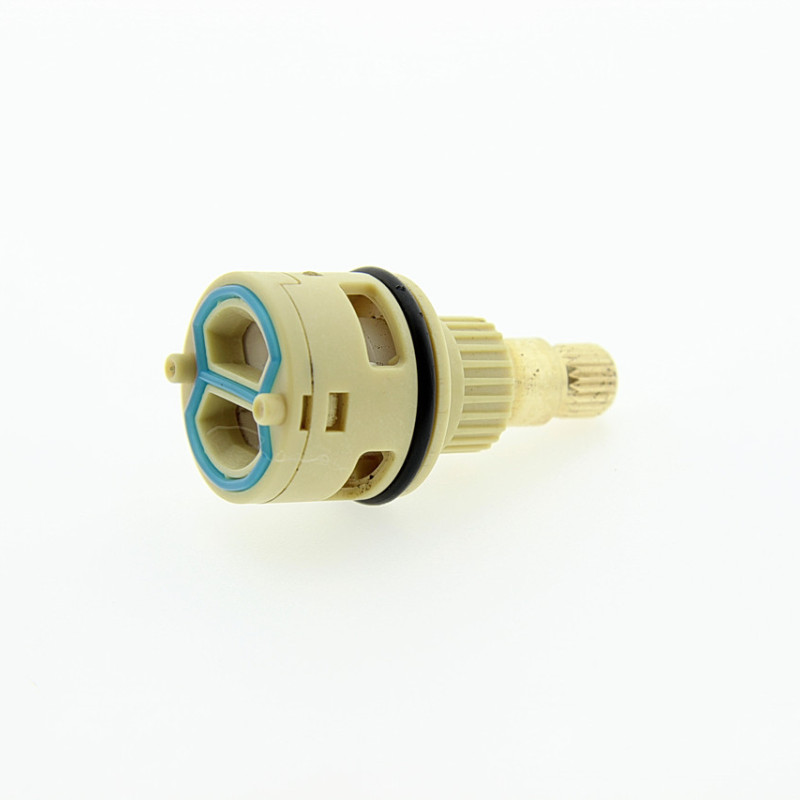 Картридж пів обороту для регулювання води, діаметром 22 мм і довжиною штока 15 мм