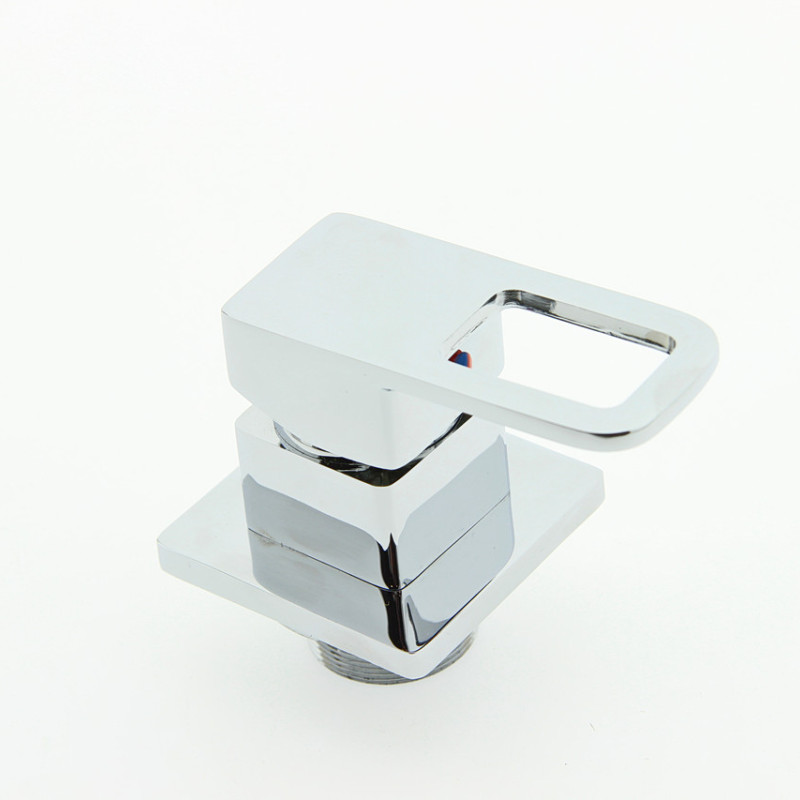 Змішувач для гарячої ванни (NX 011) Вбудований у продукт