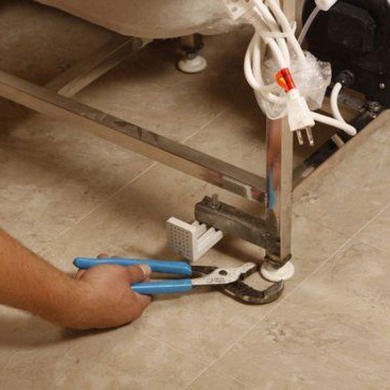 Кріплення для панелі ванни ( ОФ 03 )