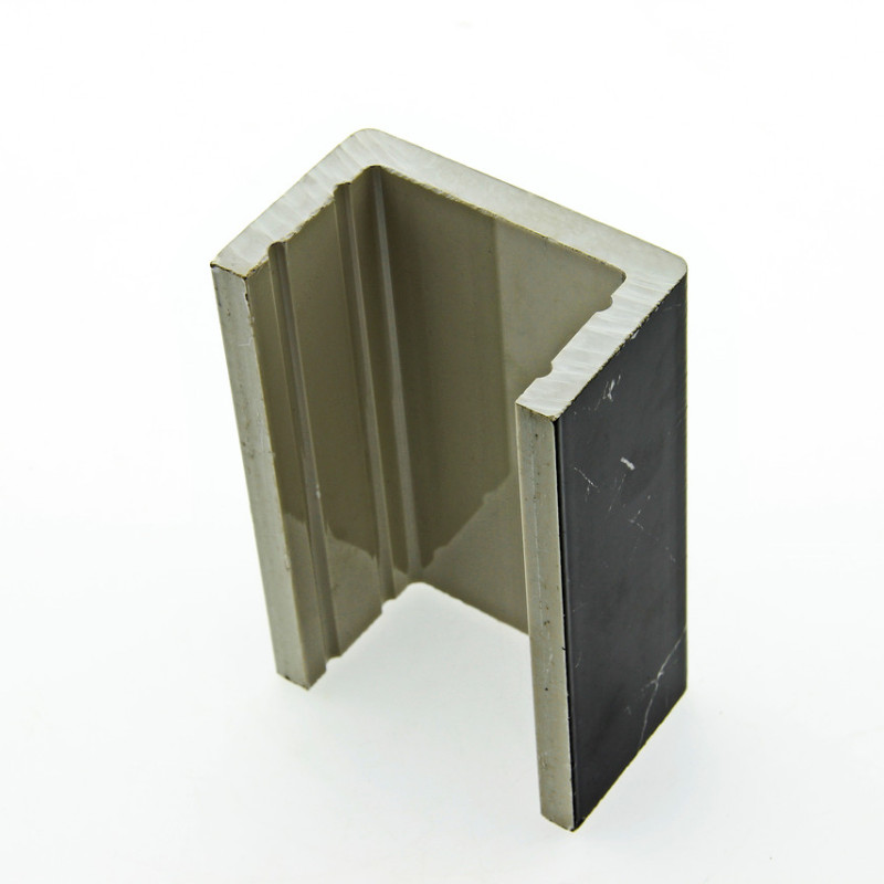 Борт для душового піддону, чорний (ФС804) 50х80 мм. довжиною 2000 м \ п