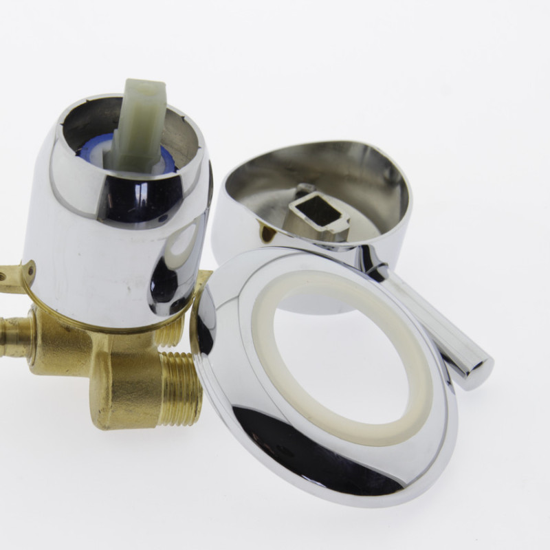 Змішувач на ванну (ДЖ 6103)