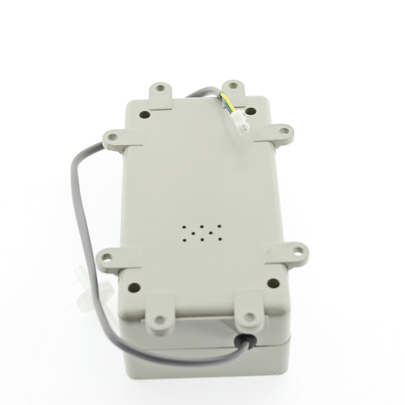 Озонайзер для гідромасажної ванни та душового дбоксу