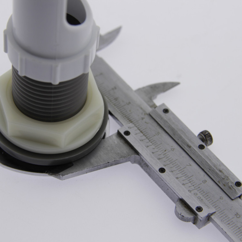 Тримач рочної лійки вбудованний в ванну