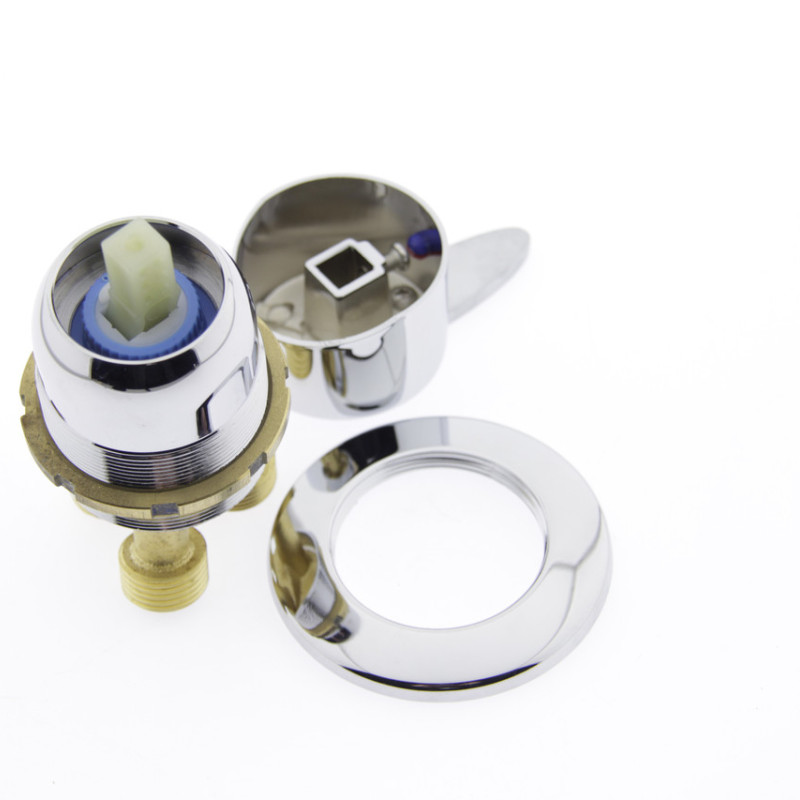 Змішувачь на борт ванни ( ЛТ202-1) для гарячої ванни