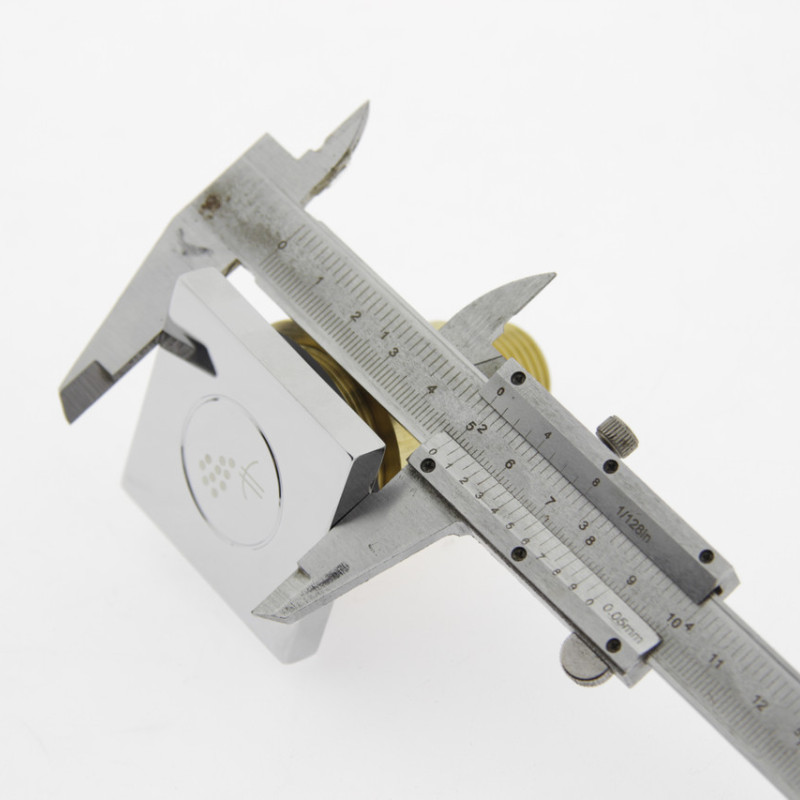 Регулятор повітря для гідромасажної ванни ( АР110В ) Латунь