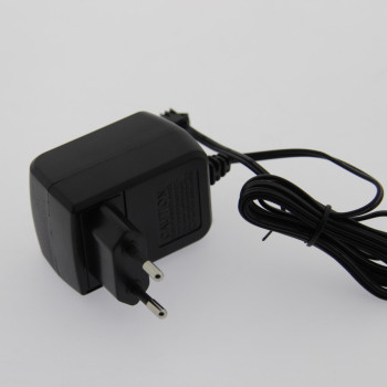 Водонепроникна лампа для басейну, гідромасажної ванни й душової кабіни (ТОПЛ01)