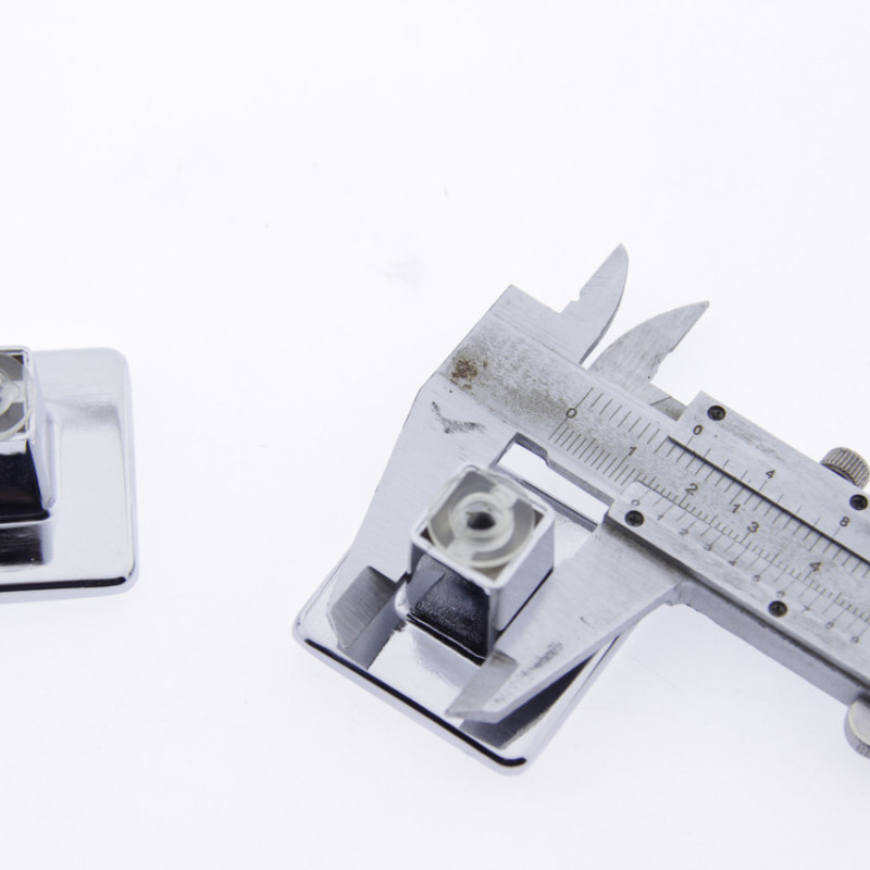 Ручка для скляних дверей на один отвір, квадратна