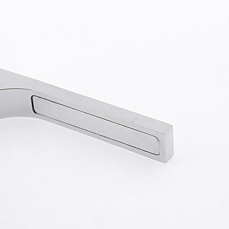 Душовий стабілізатор лівий (полірована неіржавка сталь)