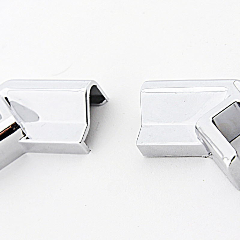 Кріплення для алюмінієвого поргоа в п'ятикутній душовій кабіні під 135°