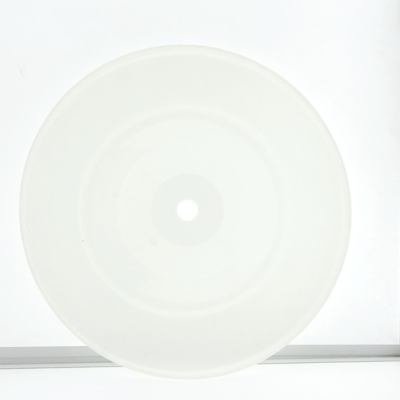 Плафон у кришку душової кабіни над верхнім душем.