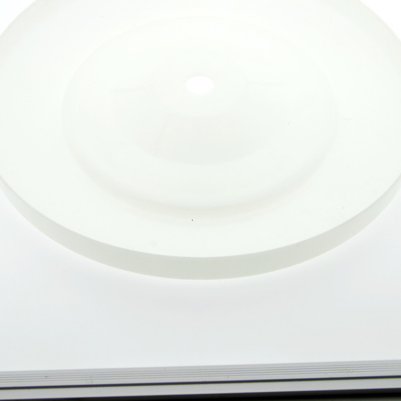 Плафон у кришку душової кабіни над верхнім душем.