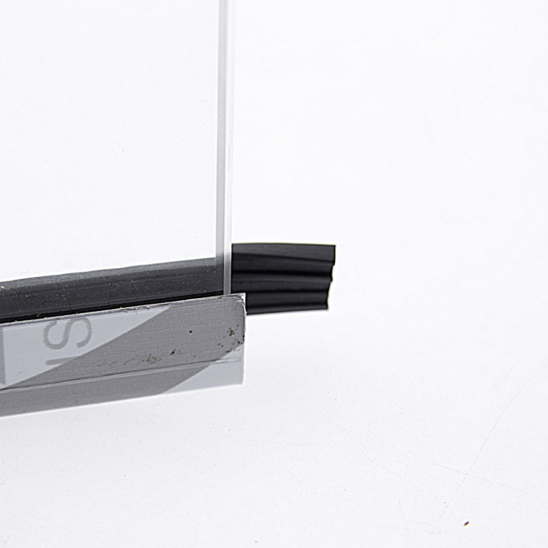 Ущільнювач ялинка для скла душової кабіни (ФС200 БЛ) чорного кольору